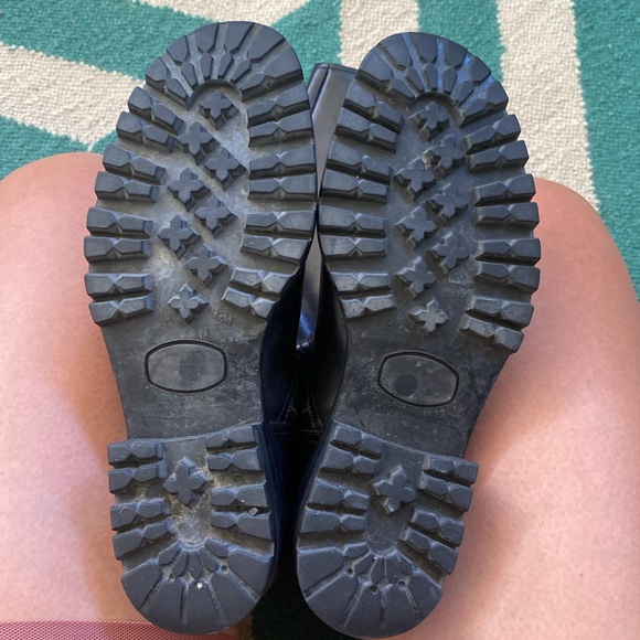 Authentic Versace Boots - Picture 6 of 7